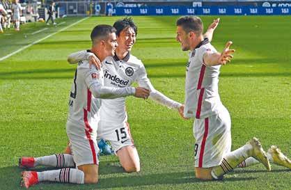 Gewinn Von Stephan Köhnlein Die letzten neun Spiele bei Borussia Dortmund hatte Eintracht Frankfurt verloren, der letzte Sieg lag sogar schon mehr als elf Jahre zurück.