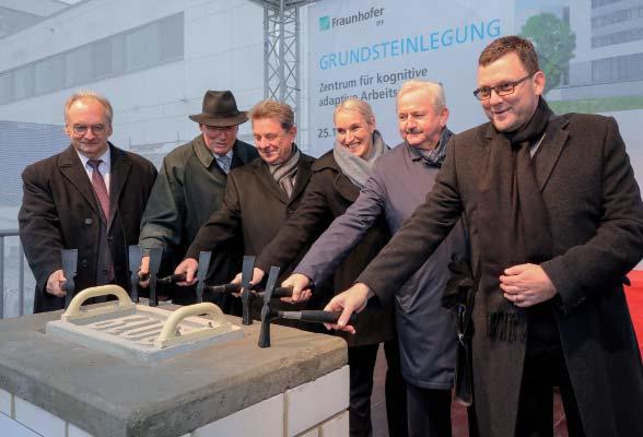 November 2019 den Grundstein für einen Institutserweiterungsbau im Magdeburger Wissenschaftshafen gelegt.