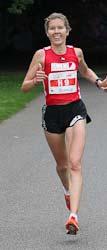 Der 26-jährige startet für die LG Passau und nutzte den Halbmarathon zur Vorbereitung auf die Marathonmeisterschaft in München.