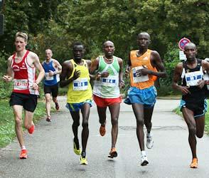 Kenianer noch überholten und Dawit Kabede wurde nach 2:27:09 h als Sieger gefeiert. Bernard Talem folgte in 2:27:25 h.