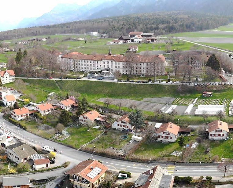 Quartierplan Cadonau, Chur, NV01 Planungsbericht 4 1. Einleitung Absicht Der Kanton Graubünden ist Eigentümer der Liegenschaft Nr.