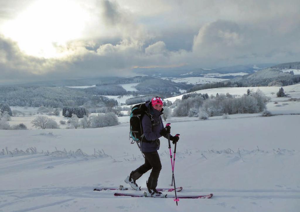 Mit dicken Daunenjacken und Handschupowderalarm Alle Wintersportler sitzen Corona bedingt zu Hause fest, aber irgendetwas geht immer.