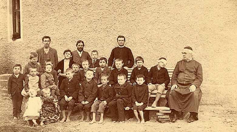 Im Jahr 1870 schließlich kommen erste Gäste zur Kur nach Wörishofen, das ein halbes Jahrhundert später schließlich zu Bad Wörishofen werden sollte. Dr.