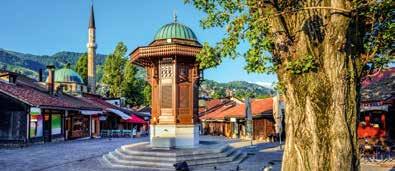 Mostar symbolisiert die Verbindung von Islam und Christentum 4 Die malerische Hafenstadt Kotor vor spektakulärer Kulisse Einmalige Flug- und Busreise nach Dubrovnik Kommen Sie mit Bacher Reisen nach