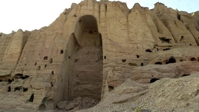 Abbildungen Die Buddha-Skulptur in Bamiyan /