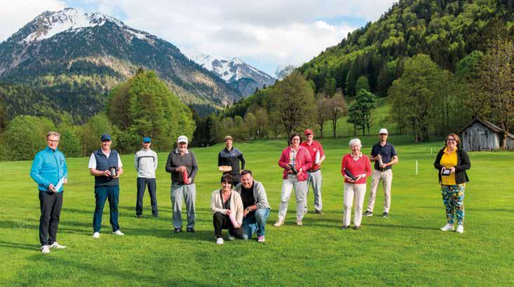 Golf-News Golfclub Oberstdorf e.v. Allgäu Deko Monatspreis Michael Holzhey heißt der erste Sieger der Saison Golfvergnügen seit 60 Jahren auf dem südlichsten Platz Deutschlands Golfclub Oberstdorf e.