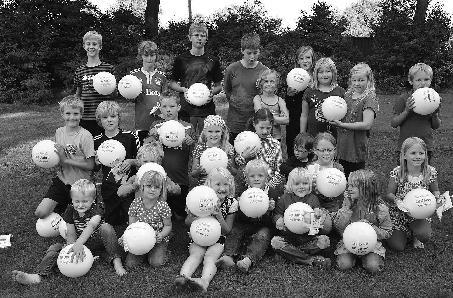 40 Jahre SC-Volleyball Internes Turnier, Familiennachmittag und Party Alle Kinder, die am Samstagnachmittag Volleyball spielten, erhielten tolle Preise und Jubiläumsbälle 40 Jahre Volleyballabteilung