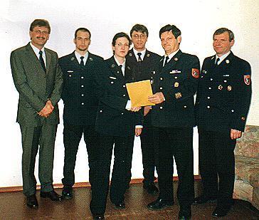 Jugendabend 2002 Breitenau Johanna Brachmann bekam vom Kreisjugendfeuerwehrverband Landkreis Coburg die Ehrennadel in Bronze verliehen 1.