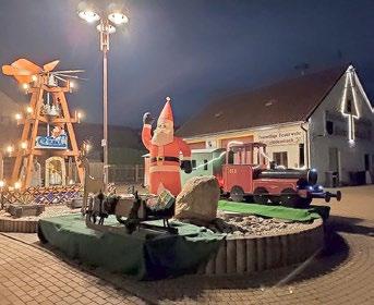 rein Kleindembach e.v. lädt auch in diesem Jahr wieder alle Gäste aus Nah und Fern ein, um den Zwergen beim Aufschließen unserer großen Weihnachtspyramide zu helfen.
