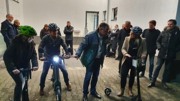 3D-Laserscanner-Team der Verkehrsdirektion Essen, Jörg Zganiatz/Fachabteilungsleiter Unfallanalytik Dekra Essen Im praktischen Teil