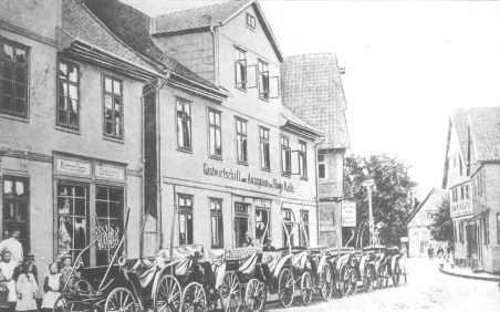 Marktstraße 6 Hauses, Peter Lüders, muss es am 26.10.1691 im Concurse an den Plus-Licitanten 30 Hennig Meyer aus Sorgensen für 750 Taler verkaufen. Am 03. 05.