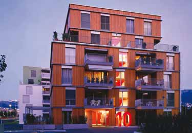 Holzfassaden In Standardkonzepten sind die Aussenwände von Wohnbauten mit vier und mehr Geschossen mit einer nicht brennbaren Verkleidung zu schützen.