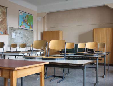 Hier kann als Beispiel das Lehrerraumsystem genannt werden, das bereits in einigen Schulen auch in Baden-Württemberg erfolgreich umgesetzt wird.