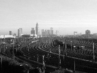 Beispiel 3 Reaktivierung ehemaliger Bahnflächen Stadt Frankfurt am Main Europaviertel Ansprechpartner: Stadt Frankfurt am Main Stadtplanungsamt Projektteam Europaviertel