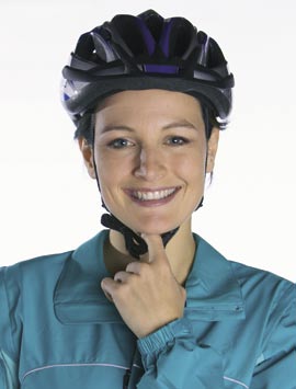 der Fahrradtour im Sommer. Ganz wichtig ist, dass der Helm richtig passt.