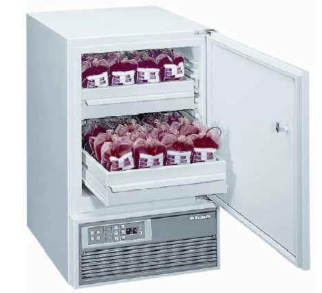 rf rf C C Anbindung von Kühlzellen, Kühl- und Brutschränken P C C Temperatursensor
