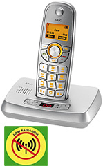 Einfache Grosstasten Doro Funk und GSM Telefon Strahlungsarm DECT Grosstasten Telefon Phone easy Doro 311c phone easy... einfach und leicht in der Handhabung.