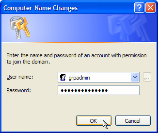 In dem Dialogfeld System Properties wechseln Sie zur Registerkarte Computer Name und klicken auf