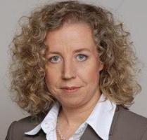 Die Referentin Dr. Kerstin Hoffmann ist Kommunikationsberaterin, gelernte Journalistin und promovierte Germanistin.