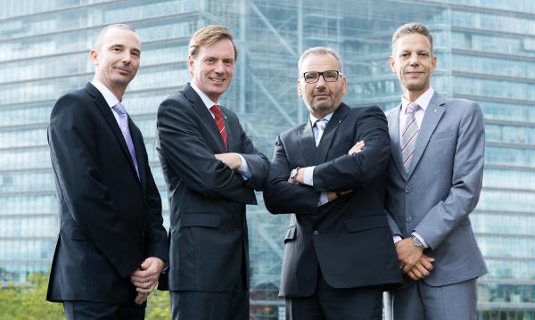 Christian Freiherr Göler von Ravensburg, Stefan Peters, Michael Commans, Bernd Endnich (v.l.) BEST GRUPPE BEST Versicherungsmakler GmbH & Co.