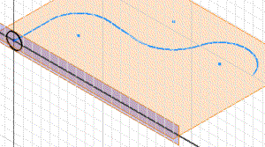 Optionen sind: Winkel zwischen Skizzierebene und erhobenem Profil Gewicht bestimmt die parallele Länge zum Ausgangsprofil Tangential zu Fläche: Die Skizzenprofile werden tangential zueinander erzeugt.