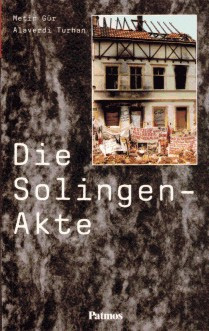 Chaussy, Ulrich: Oktoberfest : ein Attentat. Darmstadt [u.a.] : Luchterhand, 1985. ISBN 3-472-88022-8 Signatur: Pol 215/376 Fuchs, Christian [u.a.]: Die Zelle : rechter Terror in Deutschland. 1. Aufl.