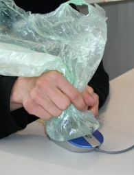 Fingerabdruck (3) Überwindung einfacher Sensoren: Mit Klebestreifen oder Wasser in einer Tüte http://www2.