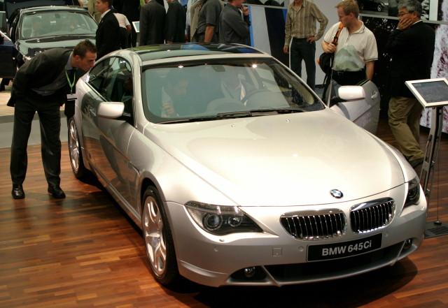 Title: BMW at The Frankfurt Auto Show. 19 Product??????????? Millionaires / Deci-millionaires talk about shareholder value.