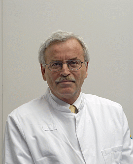 Klinik für Chirurgie Lörrach Ärztlicher Direktor Dr. Bernd Vetter Im April 2006 wurde der Lörracher Weg für die Chirurgie zu Ende geführt. Die Zusammenlegung der chirurgischen Abteilungen des St.