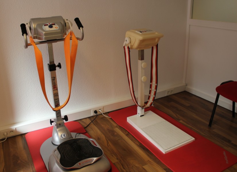 Physiotherapie im Haus Seit mehreren Jahren haben wir in unserem Unternehmen eine Praxis für Krankengymnastik und Massage mit Kassenzulassung.