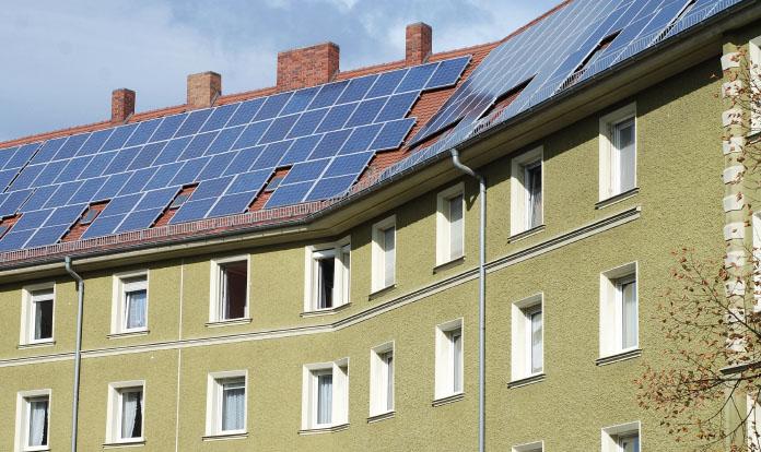 Photovoltaik Stromverkauf Eigenstromverkauf Stromliefermodelle Auch bei der Stromlieferung von Solarstrom ist die Gleichzeitigkeit von Erzeugung und Verbrauch entscheidend für die wirtschaftliche
