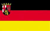 Rheinland-Pfalz Im Landeswappen sind die Wappenbilder der drei wichtigsten Territorien vereint, die früher am Gebiet des heutigen Landes Anteil hatten: das rote Kreuz auf silbernem Grund des