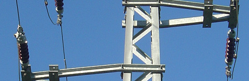37 Foto / Picture Anwendung: Abspannquerträger im Dreieck angeordnet für gittermasten.
