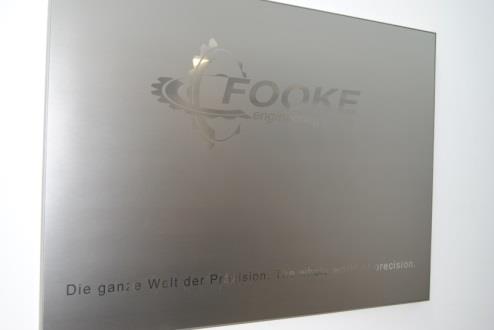 Feste Wandmontage Kunde: Fooke GmbH Borken eno 2810 feste Wandmontage Format 16:9 Größe: 96