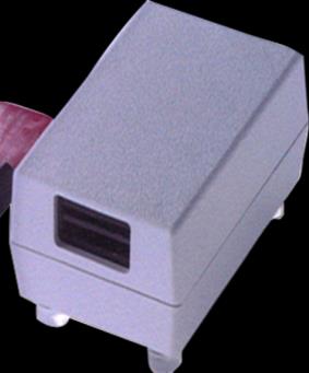 Fingersim SET Das FingerSim Pulsoximeter-Prüfsystem ermöglicht es Pulsoximeter und Sensoren unter drei simulierten Lichtabsorptionsbedingungen zu testen.