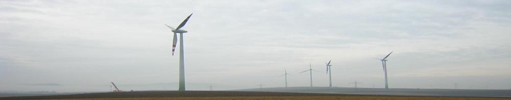 13 Windenergie in NÖ Status Ende 2013: 468 Windkraftanlagen mit 835 MW, 2012