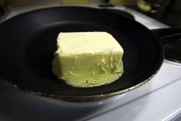 Butter, ein alltägliches Produkt, kann in vielen Varianten benutzt werden.