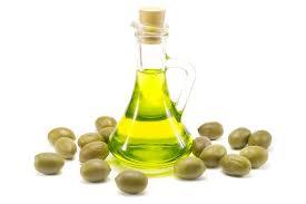 Es ist ein gesundes Öl, das reichhaltig an einfach ungesättigten Fetten und Vitamin E ist.