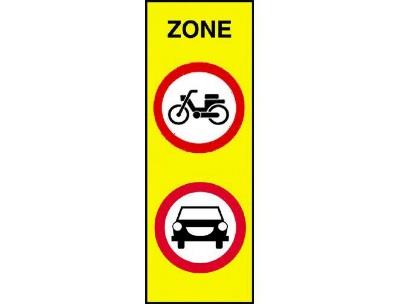 Frage 207 Ab diesem Verkehrszeichen: Haben Sie das Recht zu wenden. Haben Sie kein Recht drt hineinzufahren. Müssen Sie die Abblendlichter einschalten.