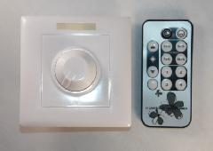 Dimmer 53021 Mini-Funkdimmer Mini-Funkdimmer für 12-24V LED Bänder Funktionen: Ein/-Ausschalten, dimmen +/- Tasten, Shortcutdimmen: 100, 50, 25% Verschiedene Lichtprogramme 5-24 V 12 A Art: