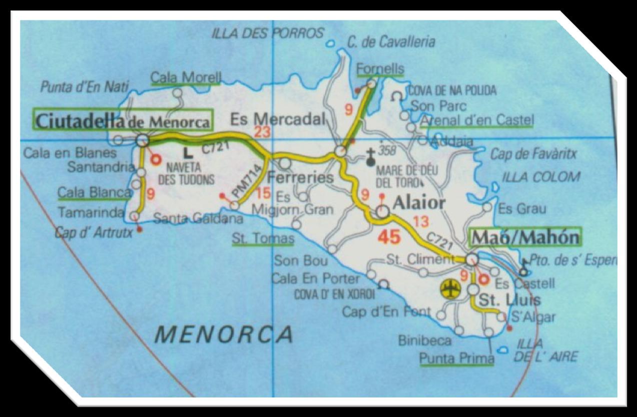 Menorca misst ca. 50 km vom Westen bis zum Osten und ca. 20 km von Norden bis nach Süden.