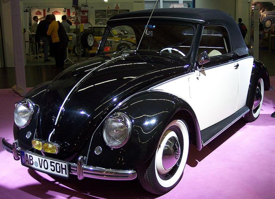 VW Hebmueller Cabriolet 1949 Tin Wizard 1:24 Zum Vorbild: Die ersten drei Prototypen des zweisitzigen Hebmüller-Cabriolet auf Basis des VW Export wurden Ende 1948 der VW-Werksleitung vorgestellt.