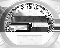 82 Instrumente, Bedienelemente Achtung Kein stromzuführendes Zubehör, z. B. elektrische Ladegeräte oder Batterien, anschließen. Steckdosen nicht durch ungeeignete Stecker beschädigen.