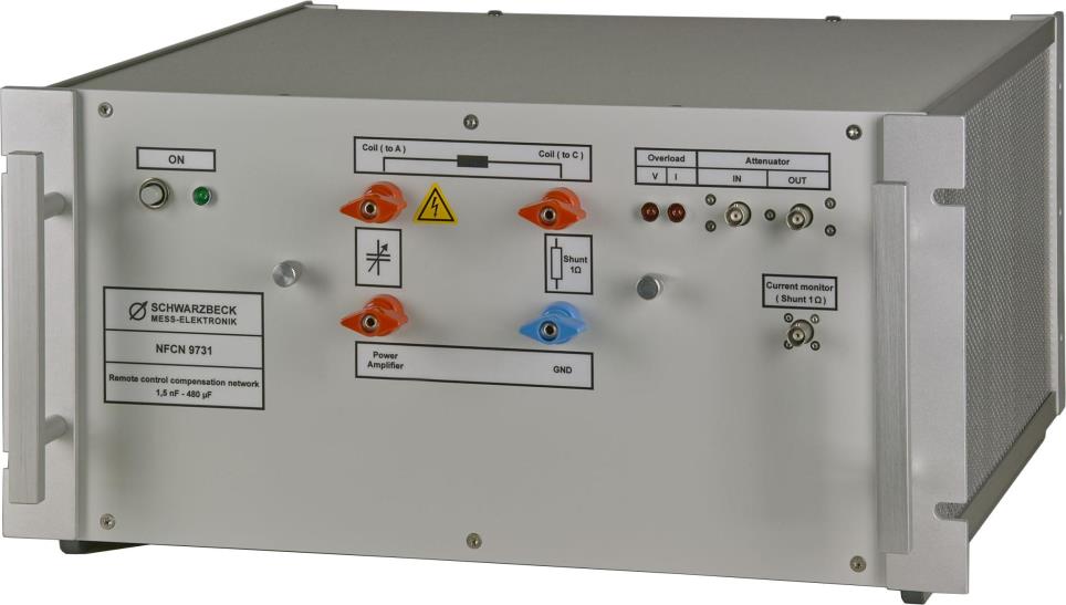Der Kompensationskondensator des NCFN 9731 senkt die Gesamtimpedanz der Reihenschaltung mit der Helmholtzspule vom Typ HHS 5206-16 bei der eingestellten Arbeitsfrequenz und ermöglicht