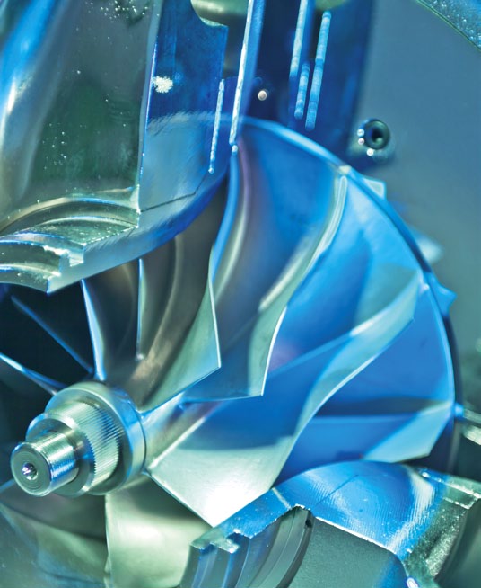 Kompressoren Fördertechnik Ein Turbo für die Grundlast, Gebläse für die Spitze Prozessluft-Erzeugung in der Kläranlage Bremervörde mit höchster Energieeffizienz Mit den neuen Anlagen der Baureihe