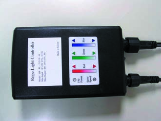 RGB CONTROLLER 24V DC LHTCONTROLLER Features 1. Helligkeit Adjusting und brightness Geschwindigkeit and speed einstellbar of color change 2.