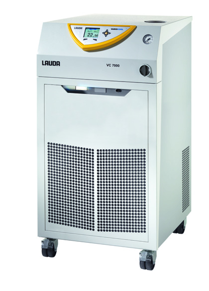 LAUDA Variocool Anwendungen Vorteile Geräte Zubehör Variocool Umlaufkühler mit Kälteleistungen bis 10 kw Die leistungsfähigen Umlaufkühler im Towerdesign bieten Kälteleistungen von 7 und 10 kw.