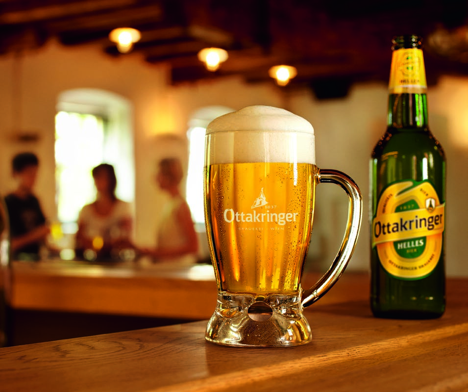 Der unverkennbare Klassiker OTTAKRINGER HELLES Seit Anbeginn der Brauerei begleitet uns das Ottakringer Helles.