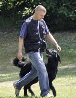 VEREIN Bericht zur Deutschen Meisterschaft für Fährtenhunde des RZV 2012 Vom 19. bis 21. Oktober fand die Deutsche Meisterschaft der Fährtenhunde in Sewekow statt.