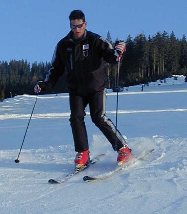 Vorrotation Ausbrechen des Skis (Talstemme) keine exakte Skiführung Talstemme: